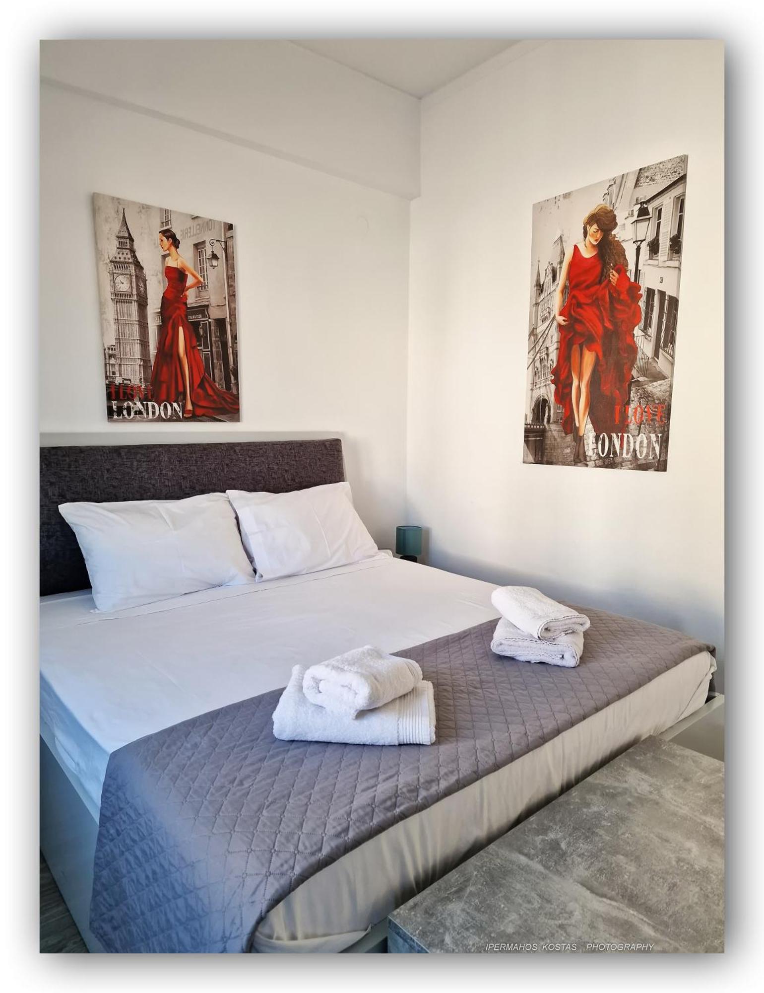 Welcome Home Syros Port Apartment Ermoupoli Bagian luar foto